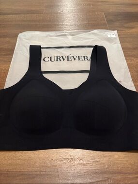 Curveverá Black Seamless Comfort Bra